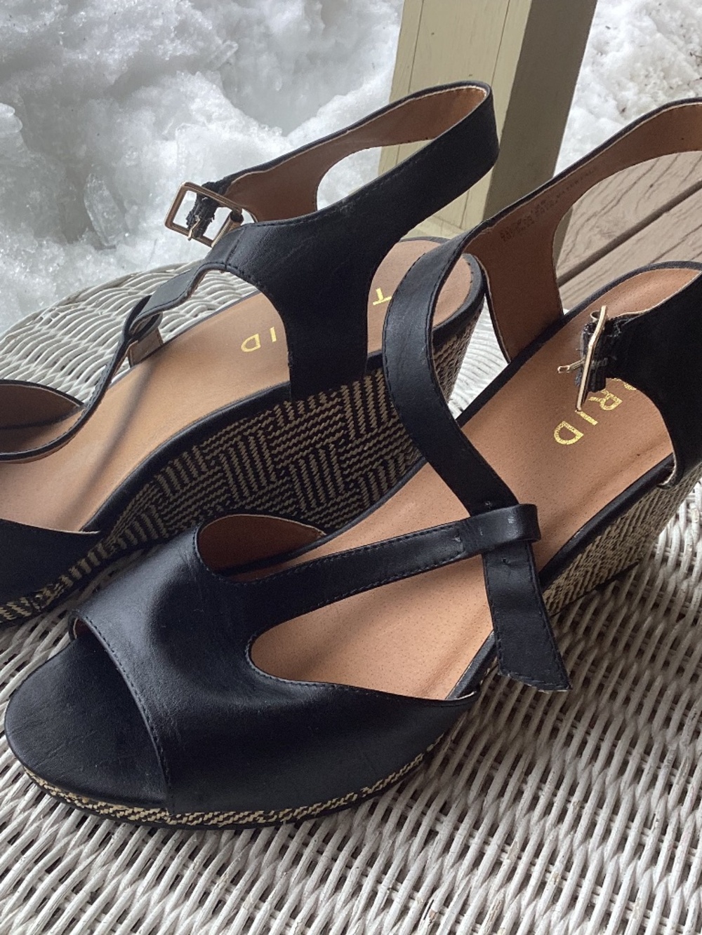 ☕️Final Price Drop☕️ Torrid / Never Worn / Black Sandal Wedges